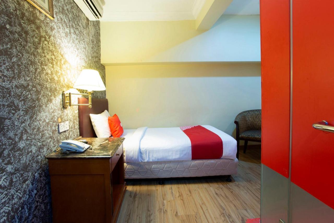 Super Oyo Capital O 90125 Hotel Grand Orchard Куала-Лумпур Экстерьер фото